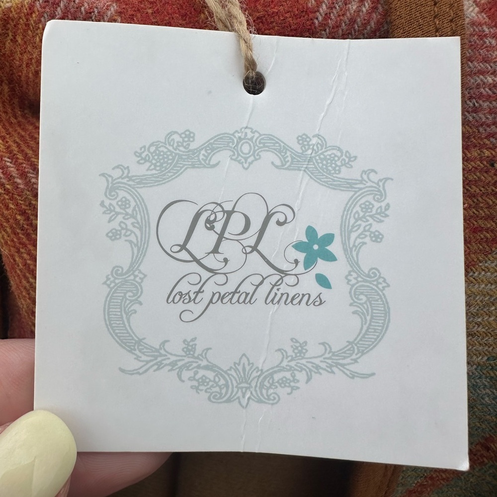 Lost Petal Linens wool blend one size sweater. Wool wrap. Fall colors NWT - Picture 6 of 7